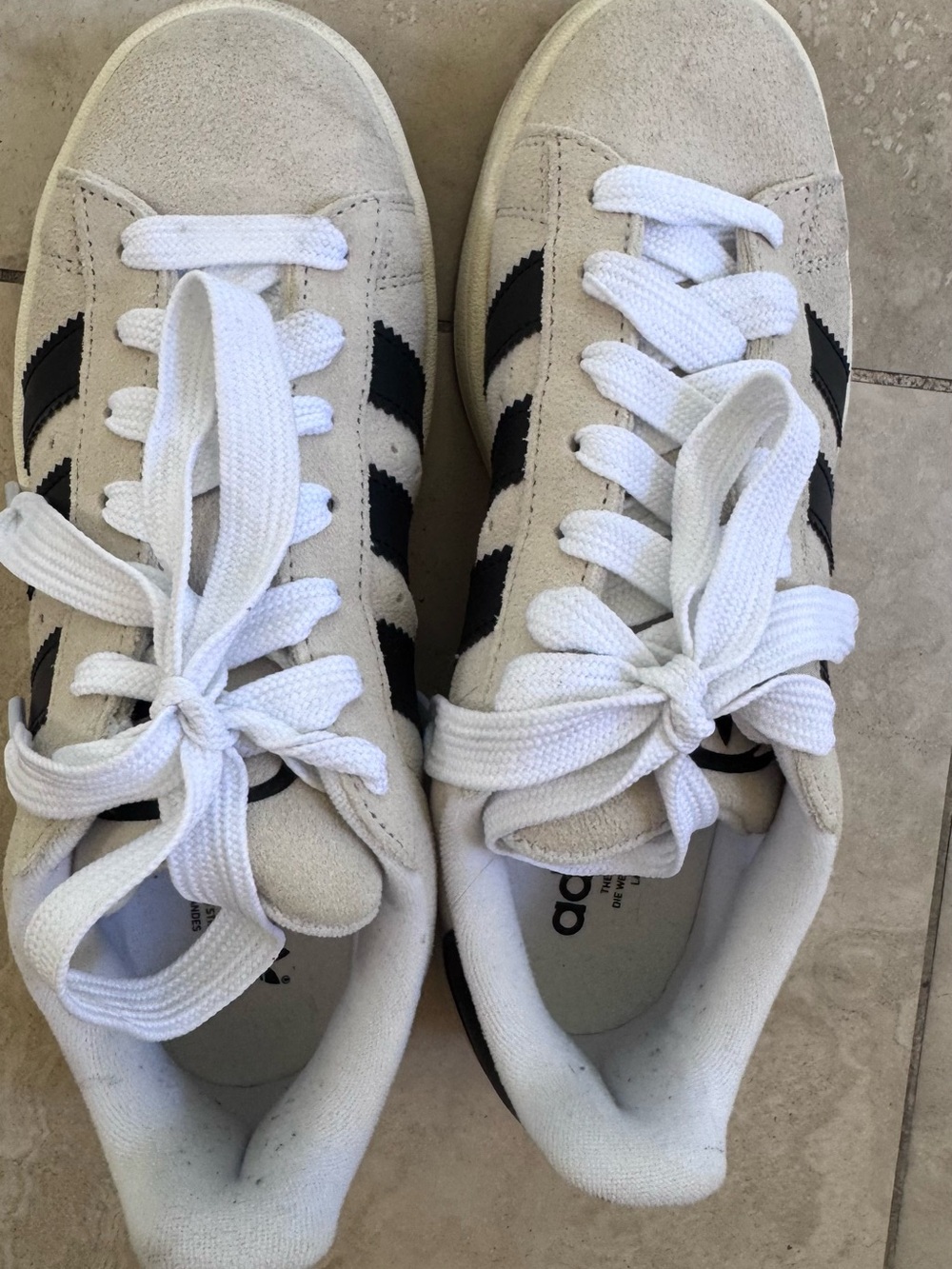 adidas Cream Sneakers with Black Stripes and Heel Tab - Picture 8 of 9